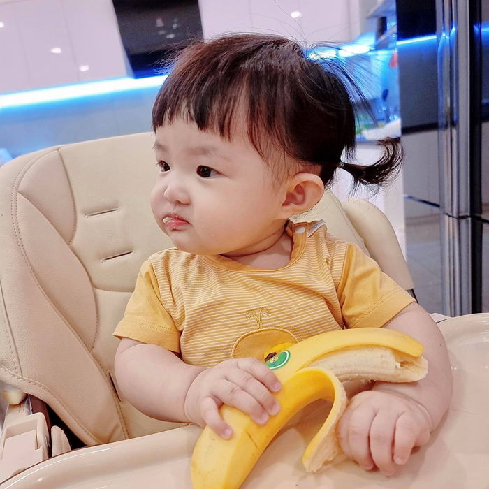 Loạt khoảnh khắc siêu đáng yêu của ái nữ nhà Đông Nhi với quả tóc mới