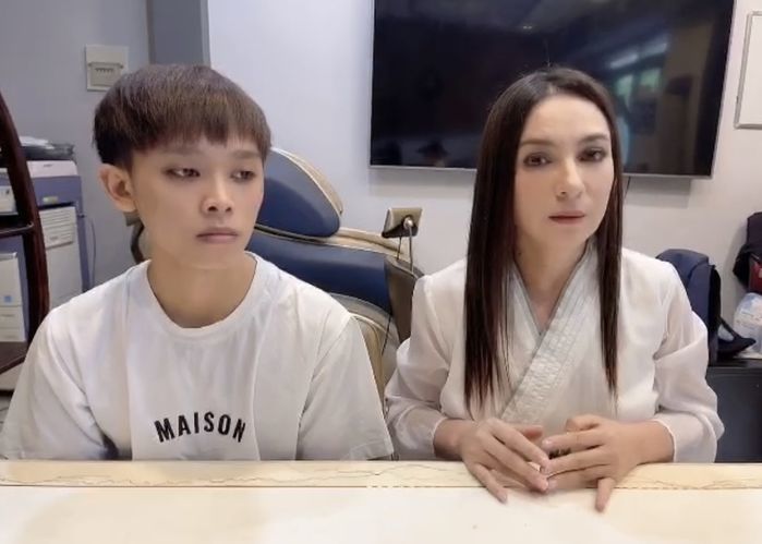 Loạt sao Việt đổ thêm dầu vào lửa vụ Phi Nhung với Hồ Văn Cường