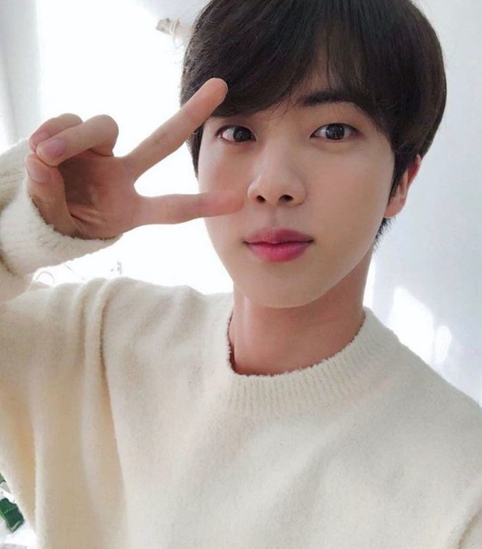 Loạt sao Kpop sở hữu bộ phận cơ thể triệu đô bác sĩ thẩm mỹ cũng nể