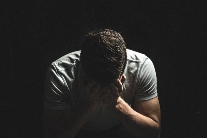 Lý do phụ nữ thường sống thọ hơn nam giới và điều phái mạnh cần làm