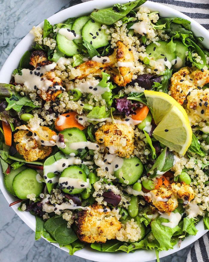 Cải xoăn xào tỏi, salad cải xoăn giúp bạn ngừa nguy cơ mắc bệnh nan y