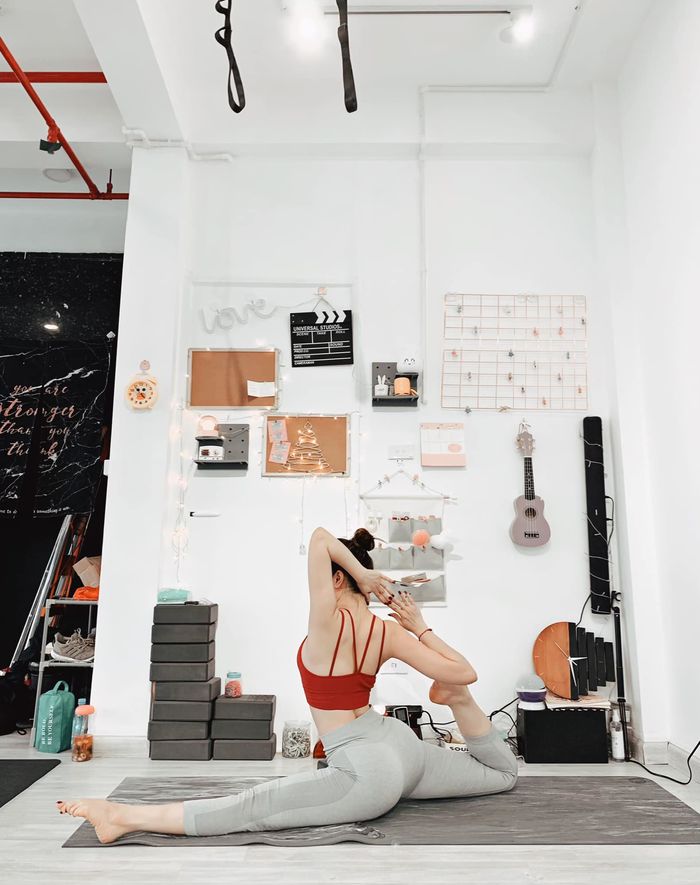 Mỹ nhân Vbiz là cao thủ chọn đồ tập 2 trong 1: Thiều Trâm xuất sắc