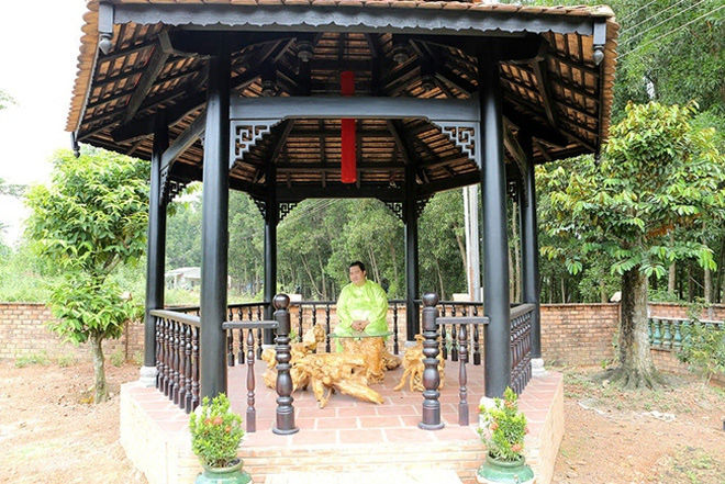 Nam danh hài tự nhận là hạng C nhưng khối tài sản thì hạng A