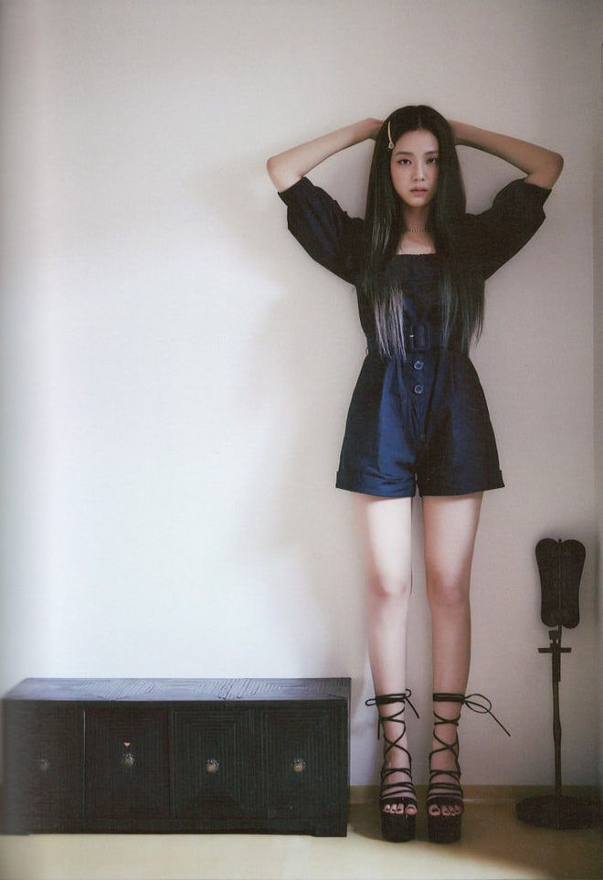 Netizen thắc mắc khi Jennie liên tục đụng hàng các thành viên khác