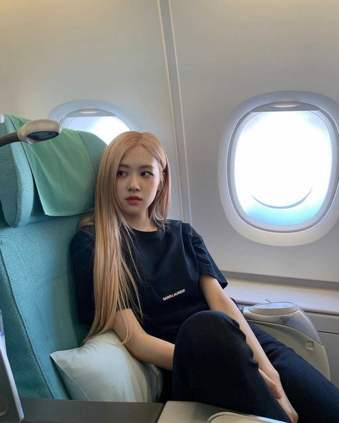 Netizen thắc mắc khi Jennie liên tục đụng hàng các thành viên khác