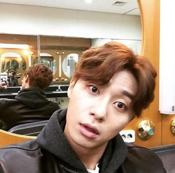 Ảnh thời còn phèn của dàn nam thần Kbiz: Park Seo Joon là vựa muối