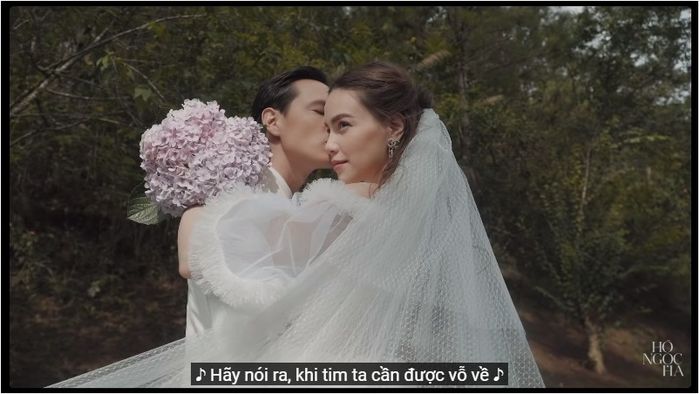 Ngập cảnh hôn trong clip nhắc hành trình yêu của Hồ Ngọc Hà - Kim Lý