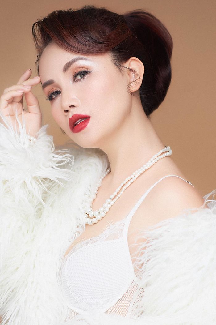 Nghệ sĩ nhiều lần đò nhất Vbiz: Hoàng Yến vẫn còn thường lắm