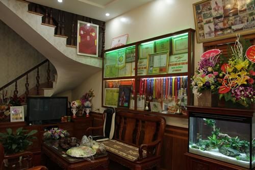 Nhà của cầu thủ Việt ở quê: Tiến Linh mặt phố, Minh Vương giản dị