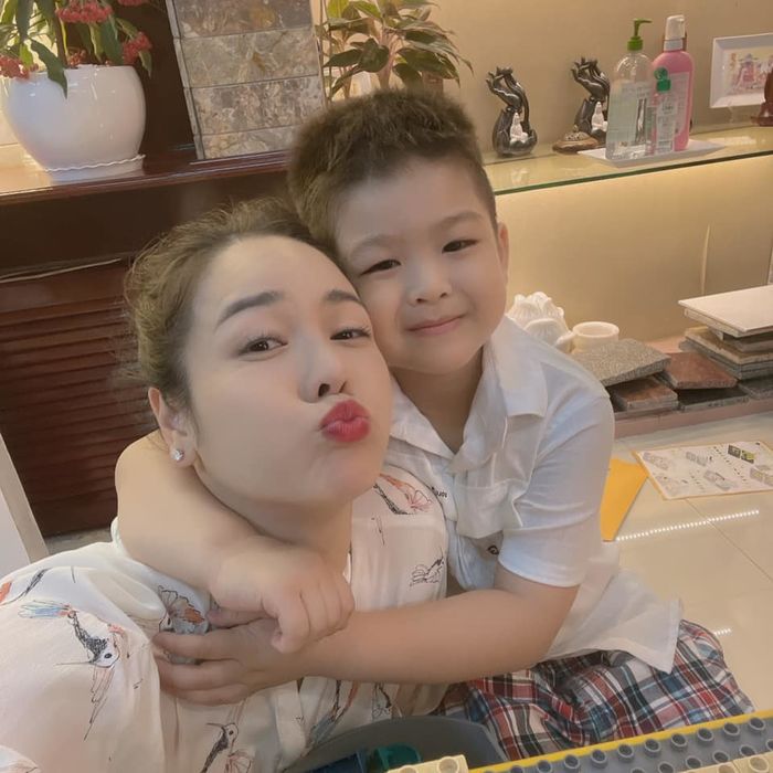 Nhật Kim Anh không thể đoàn tụ cùng con trai trong ngày 1/6