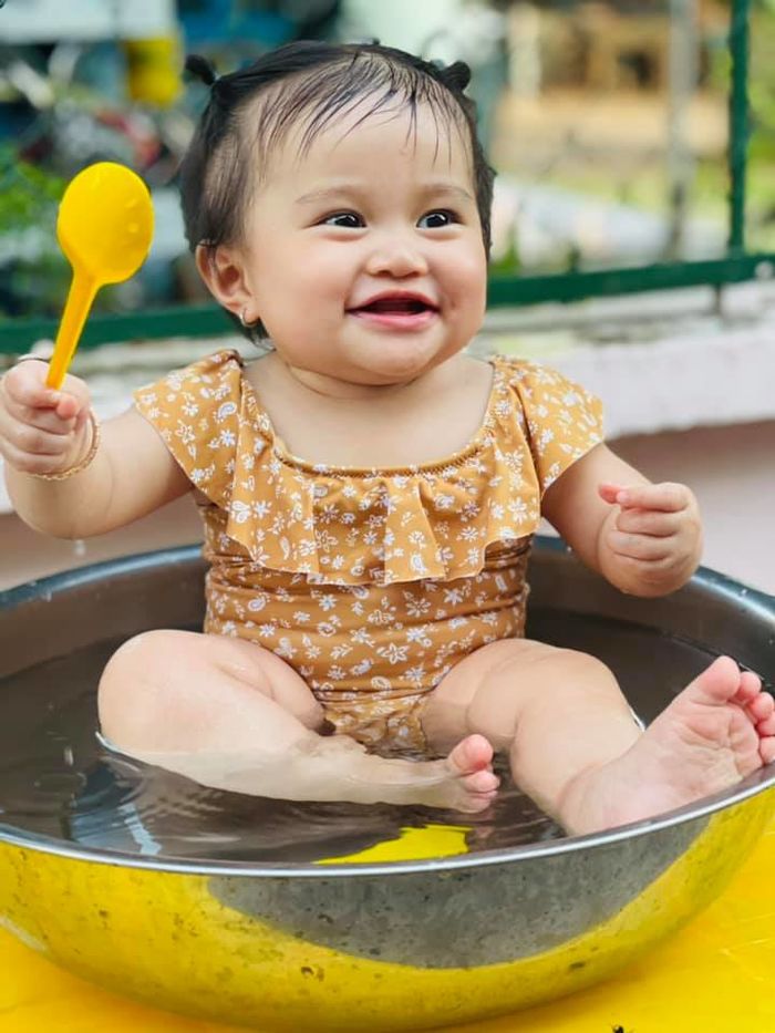 Nhóc tỳ Vbiz có ngày sinh đặc biệt: Con Lê Dương Bảo Lâm sinh đúng 2/9