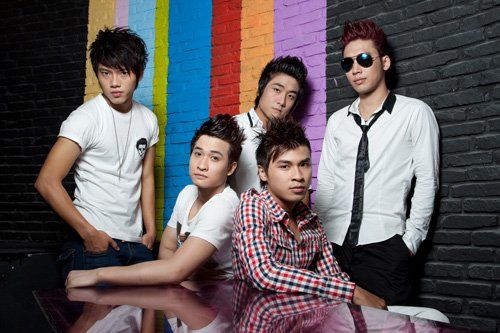 Nhóm nhạc nhọ nhất Vpop: thay thành viên cả chục lần vẫn tan rã