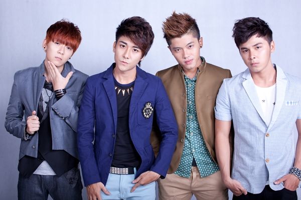 Nhóm nhạc nhọ nhất Vpop: thay thành viên cả chục lần vẫn tan rã