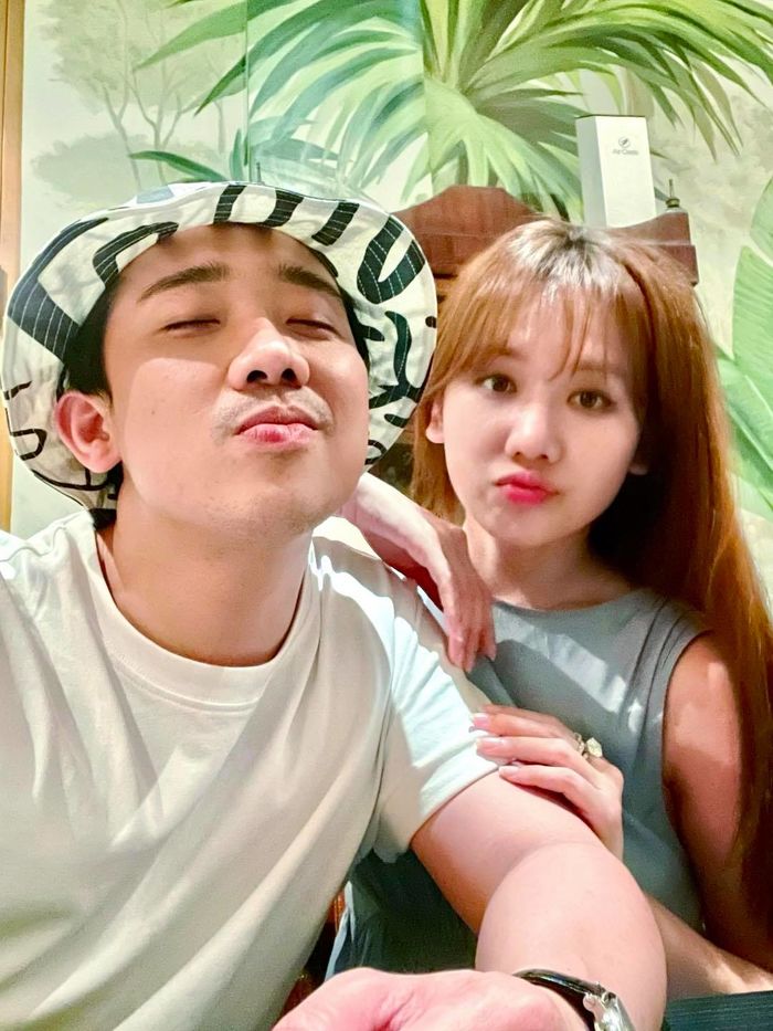 Những cặp đôi ghét của nào trời trao của đó của Vbiz