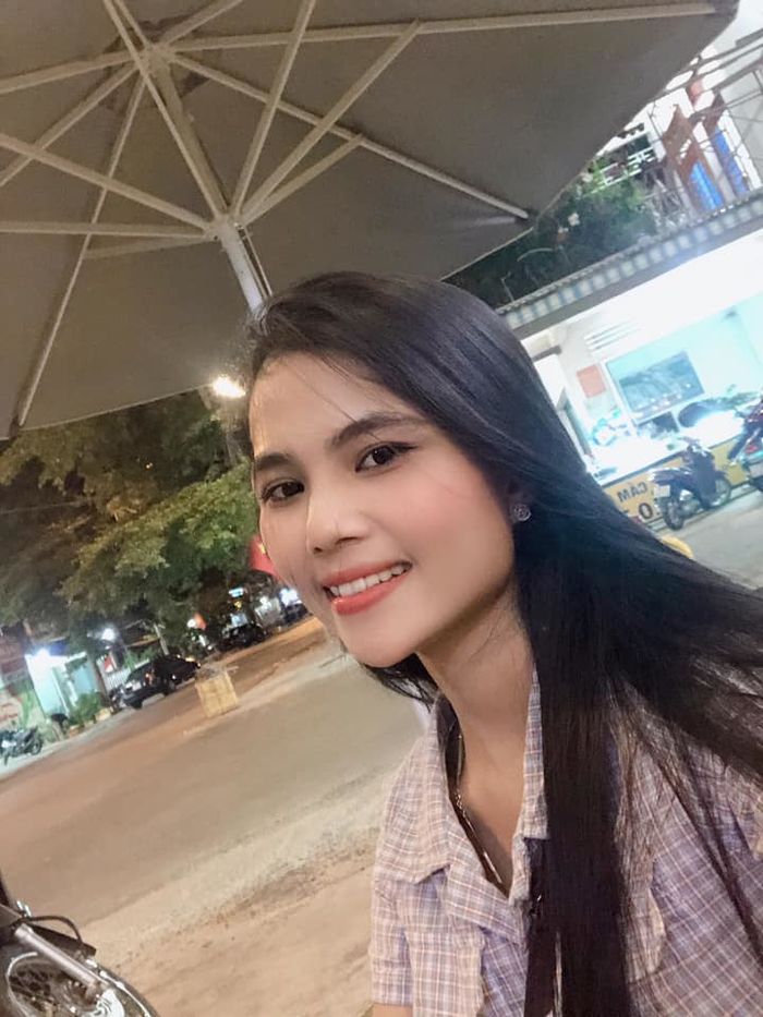 Những cô em gái Hoa hậu Việt: Xinh đẹp nhưng chẳng mặn mà showbiz