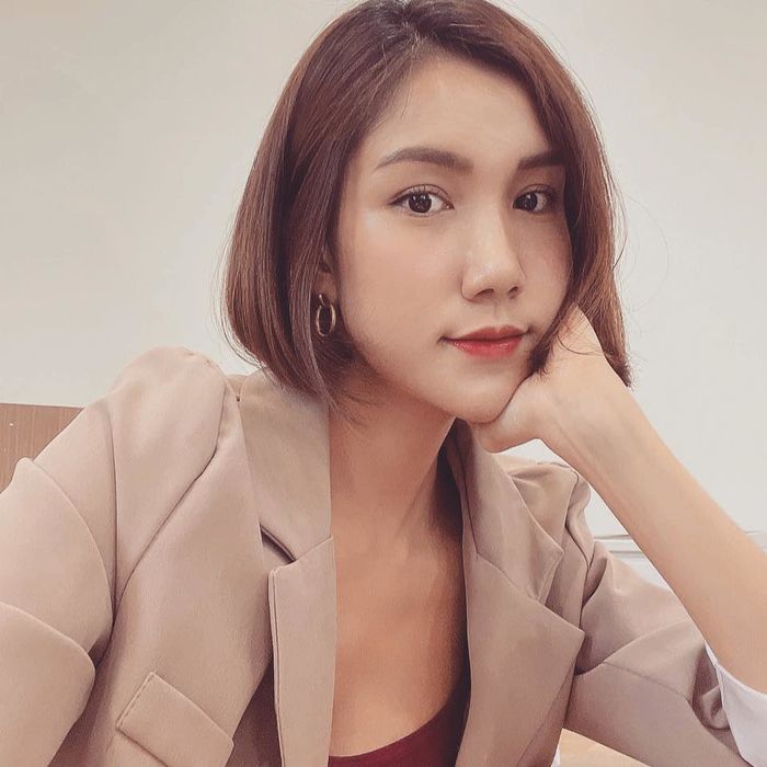 Những cô em gái Hoa hậu Việt: Xinh đẹp nhưng chẳng mặn mà showbiz