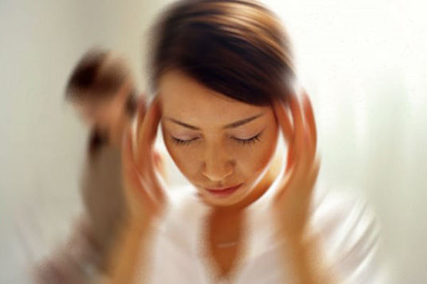 Hoa hậu Thu Thủy qua đời vì đột quỵ: Lưu ý tăng huyết áp, đau đầu