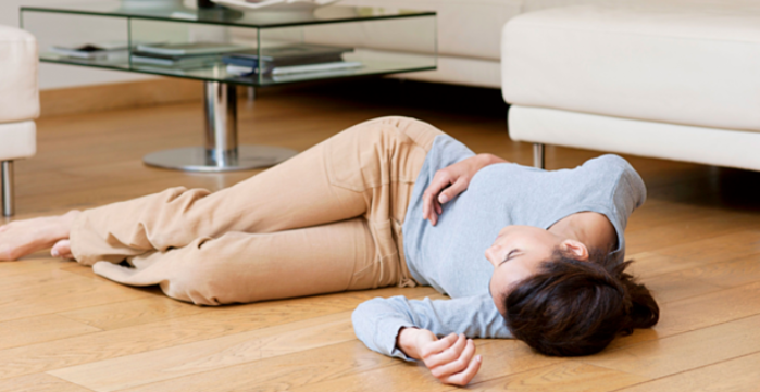 Hoa hậu Thu Thủy qua đời vì đột quỵ: Lưu ý tăng huyết áp, đau đầu