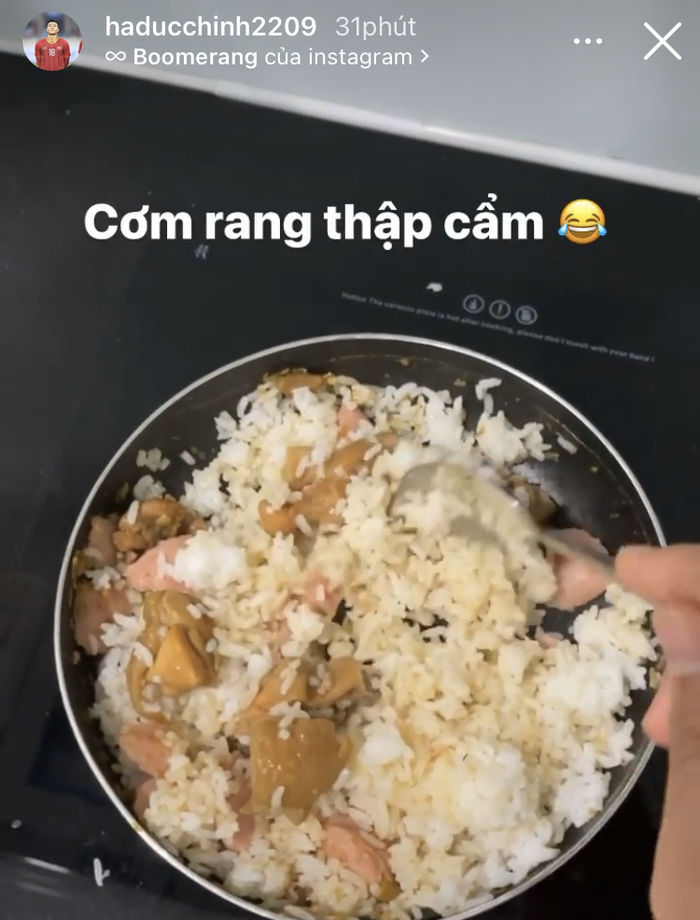 “Nội dung” đặc sắc của các cầu thủ tuyển Việt Nam trong khi cách ly