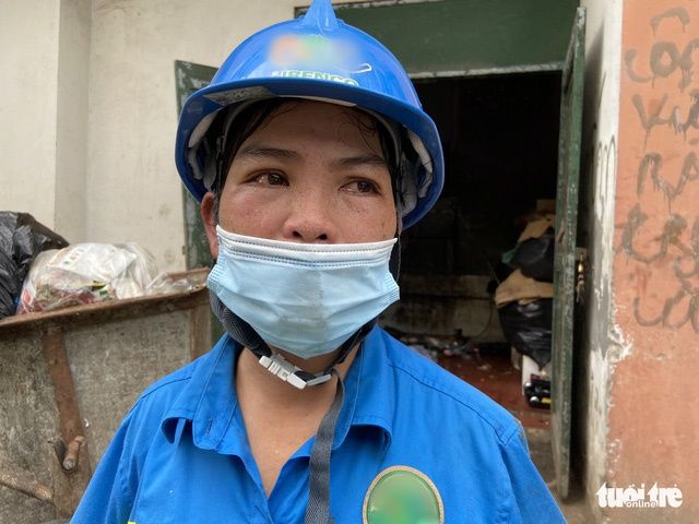 Nữ công nhân thu gom rác bị nợ 6 tháng lương: Con nghỉ học vì xấu hổ