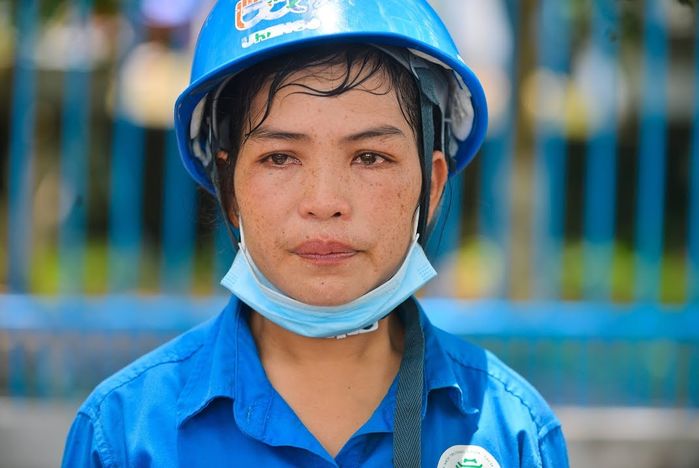 Nữ công nhân thu gom rác bị nợ 6 tháng lương: Con nghỉ học vì xấu hổ