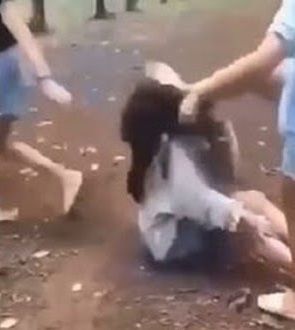 Nữ sinh bị nhóm bạn hội đồng: Phải uống thuốc, tâm lý bất ổn