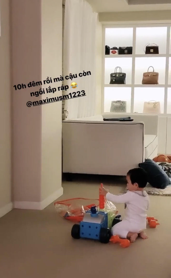 Phòng chứa đồ của Hoa hậu Việt: H'Hen Niê treo bằng sào rẻ tiền