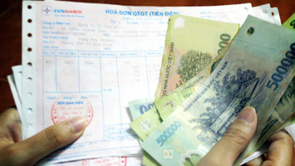“Sang chấn tâm lý” khi hóa đơn tiền điện tăng gấp 4 lần tháng trước