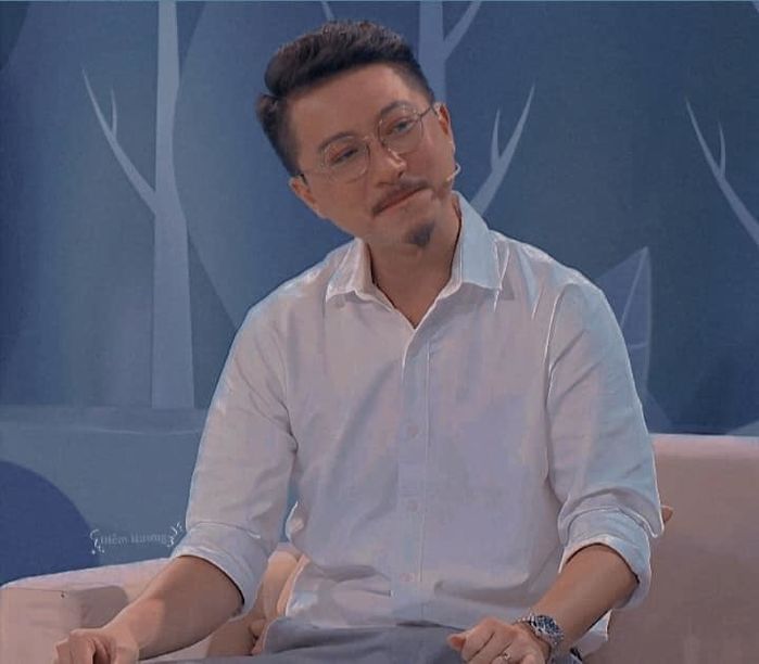 Sao Việt lên tiếng vụ cô gái 12 mối tình: Hứa Minh Đạt vừa bênh đã xoá