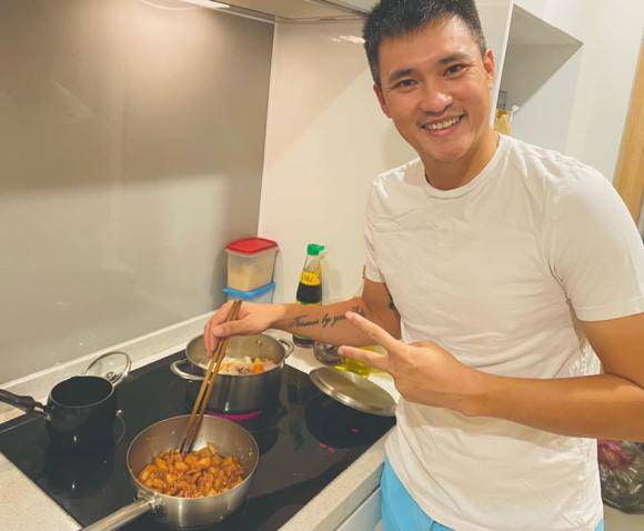 Sao Việt mùa giãn cách: Ngọc Lan rao thuê nhà, Anh Thư bán kim chi