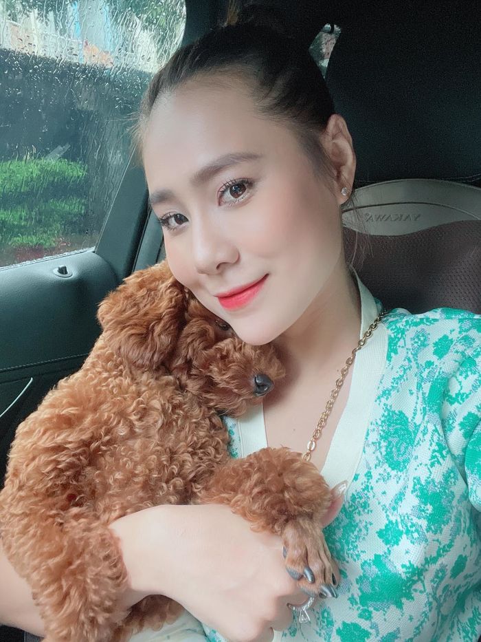Sao Việt phất lên như diều gặp gió nhờ bán hàng online