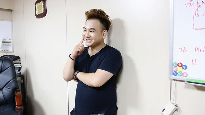 Soi thu nhập dàn streamer đình đám: Cá kiếm tiền tỷ là chuyện thường