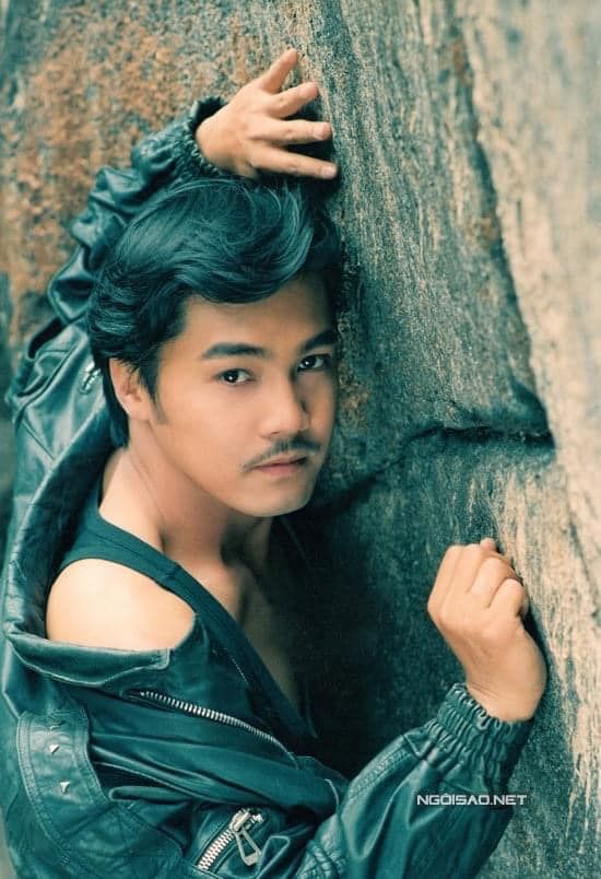 Tài tử phim mì ăn liền: người giàu sụ, người vất vả tuổi xế chiều