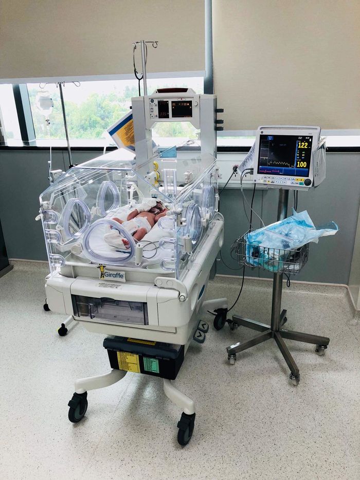 Thai kỳ khổ sở của mỹ nhân Việt: Thanh Ngọc bầm đen bụng