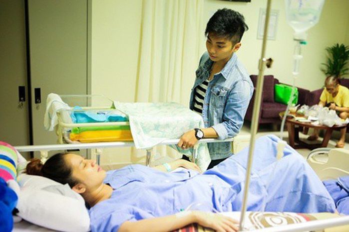 Thai kỳ khổ sở của mỹ nhân Việt: Thanh Ngọc bầm đen bụng