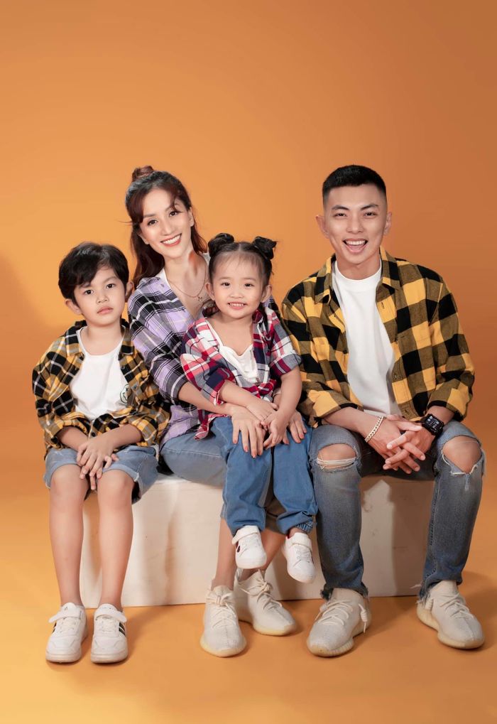 Thai kỳ khổ sở của mỹ nhân Việt: Thanh Ngọc bầm đen bụng