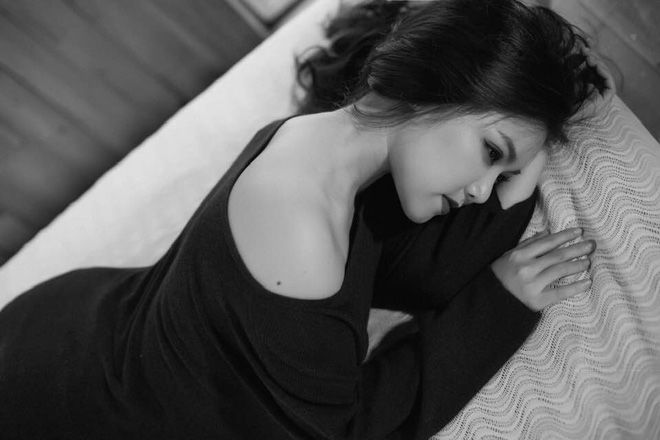 Thai kỳ khổ sở của mỹ nhân Việt: Thanh Ngọc bầm đen bụng