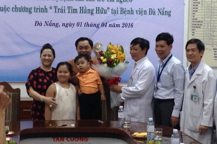 Thành quả mĩ mãn khi giúp đỡ người khó khăn của bà Hằng, Mr. Đàm