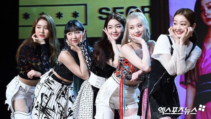 Thành viên hụt BLACKPINK: Miyeon nổi như cồn, Euna Kim giải nghệ