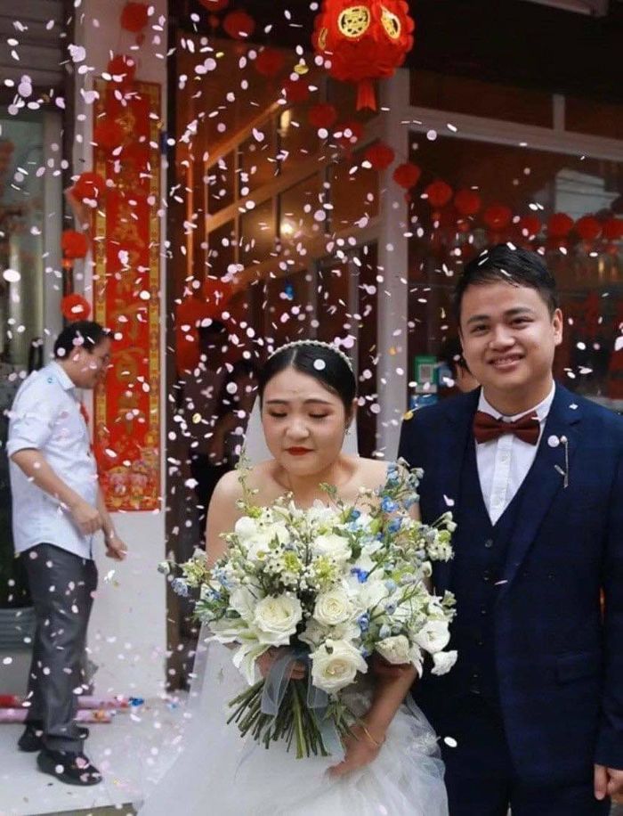 Thuê nhầm thợ không có tâm, cặp vợ chồng nhận về bộ ảnh cưới hết hồn