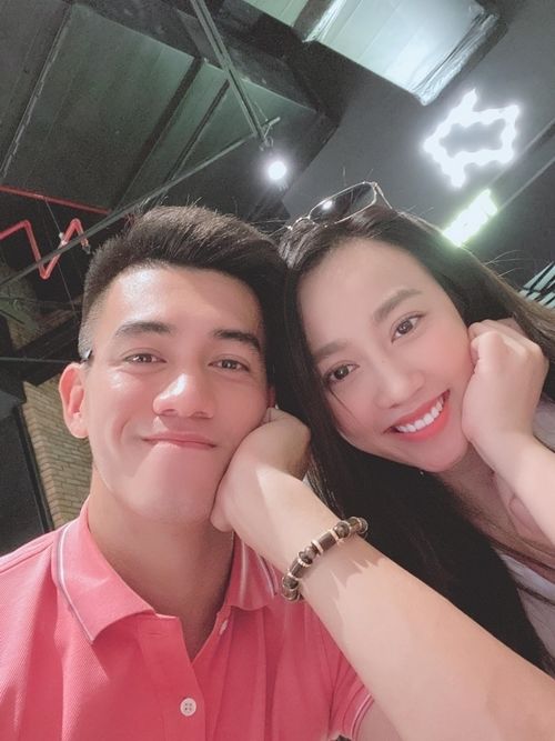 Tiến Linh và mối duyên với những bóng hồng showbiz