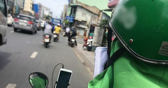 TP.HCM ngưng các chợ tự phát, dừng toàn bộ vận chuyển công cộng