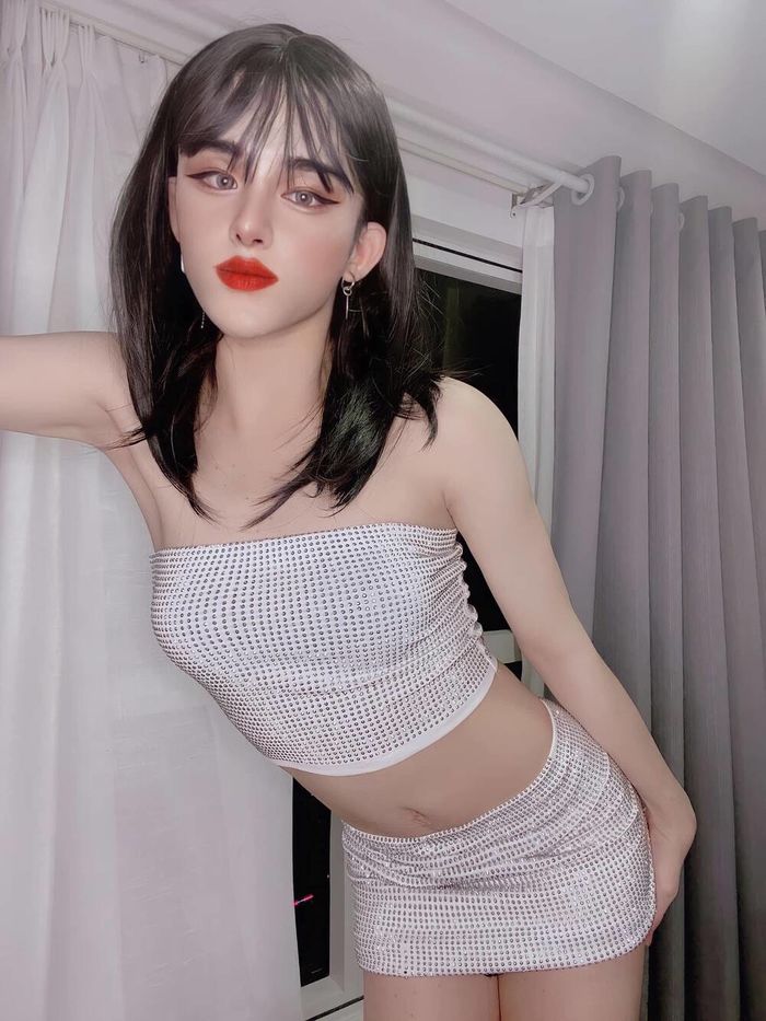 Trần Đức Bo tuyên bố là trai thẳng giả gái cho vui, lấy vợ năm 30 tuổi