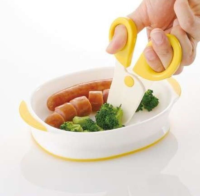 Trẻ nguy kịch khi ăn vải, chuyên gia lưu ý điều bố mẹ không thể bỏ qua