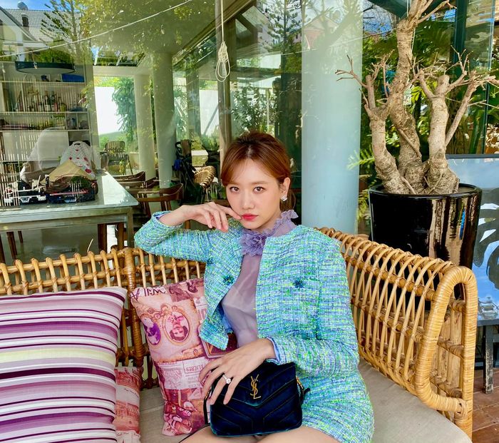Vợ chồng sao Việt sành điệu cả đôi, đốt tiền vào hàng hiệu xa xỉ