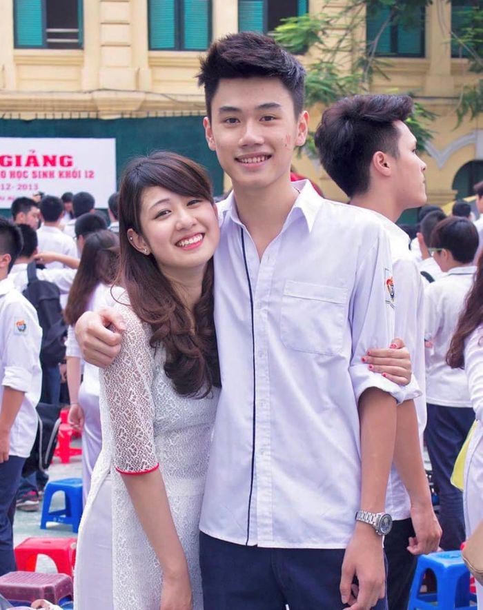 Trang Lou - Tùng Sơn: Bên nhau 10 năm, có 2 con, đổi 3 lần xe tiền tỷ