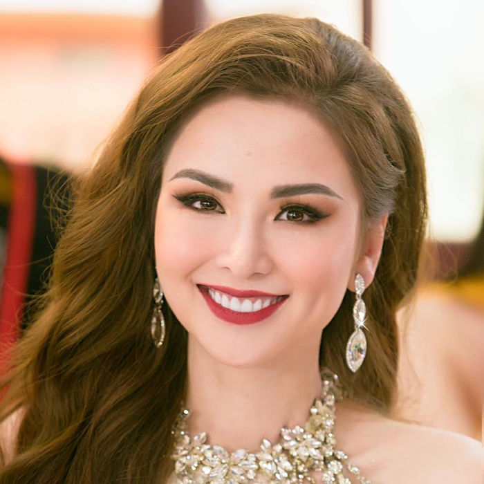 2 Hoa hậu Thế giới người Việt: Nàng viên mãn bên chồng Tây