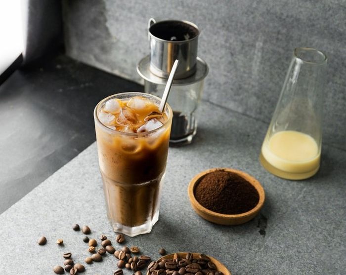 5 công thức pha cà phê dễ làm tại nhà vào mùa giãn cách