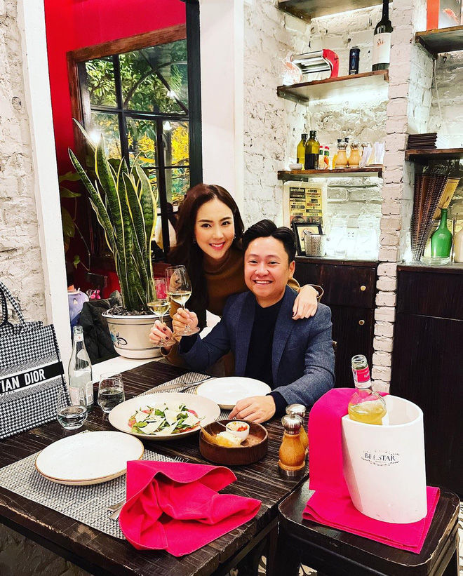 Bị đồn gái 1 con, “Hoa khôi VTV”: Chỉ nghỉ đi chơi chứ nghỉ đẻ lúc nào