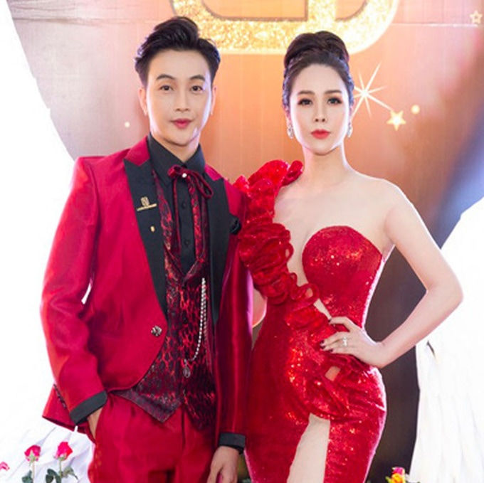 Bị nghi xăm hình Nhật Kim Anh, TiTi có hành động dễ gây hiểu nhầm